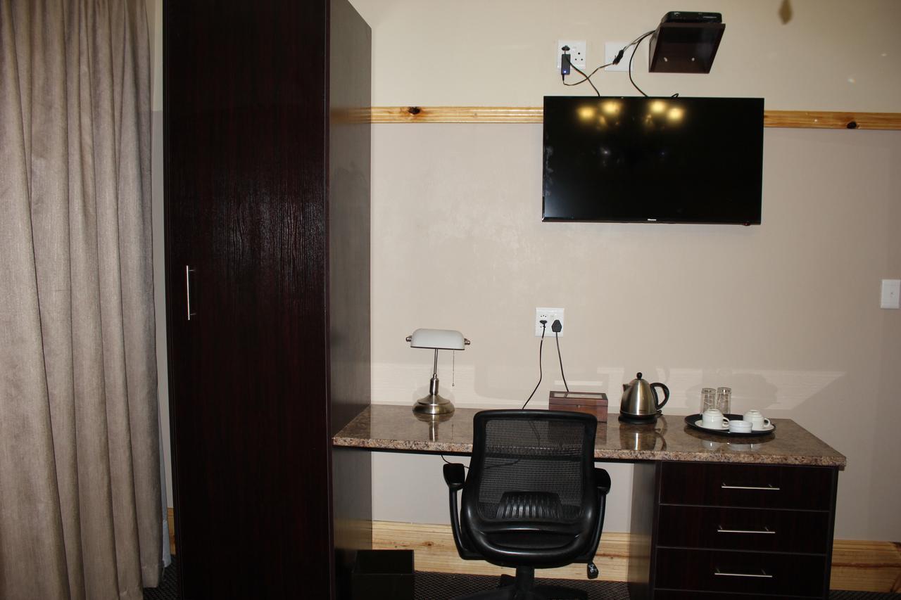 Halfway House Hotel Kimberley Extérieur photo