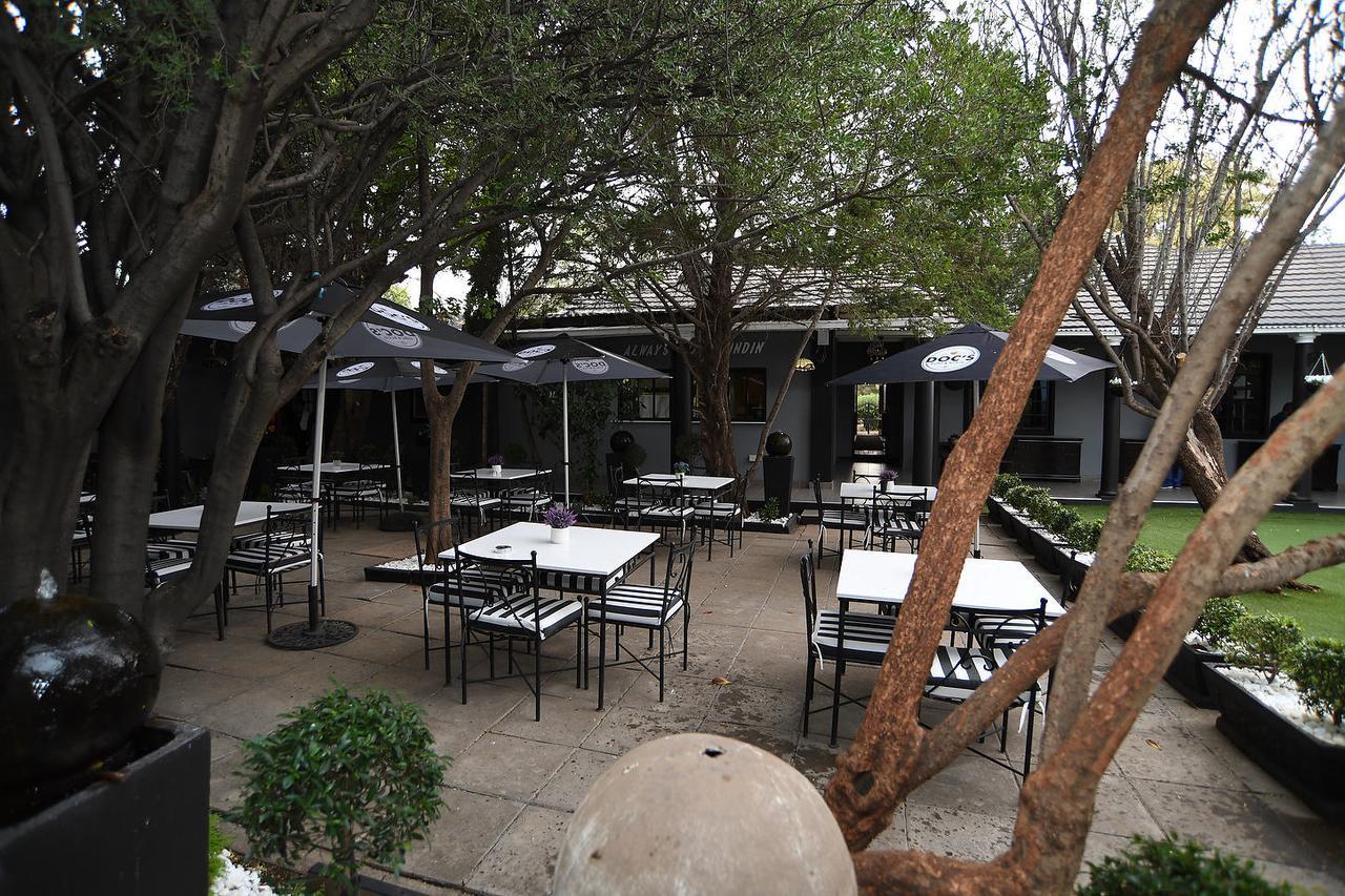 Halfway House Hotel Kimberley Extérieur photo