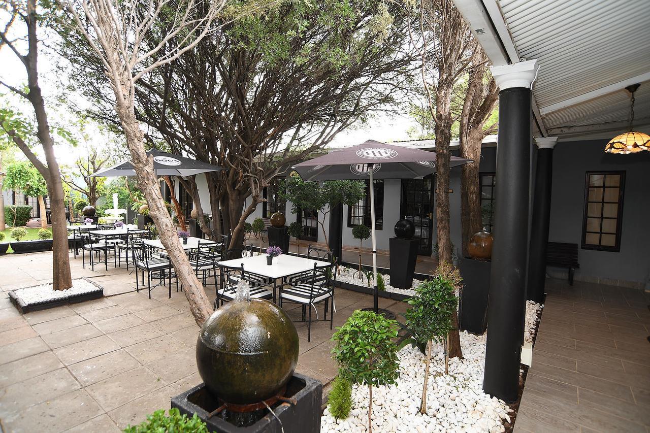 Halfway House Hotel Kimberley Extérieur photo