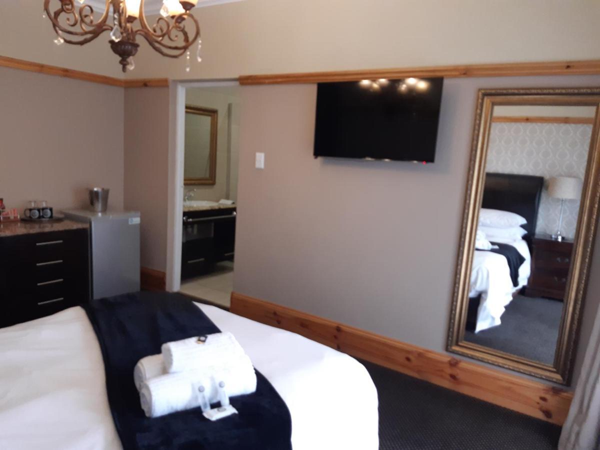 Halfway House Hotel Kimberley Extérieur photo